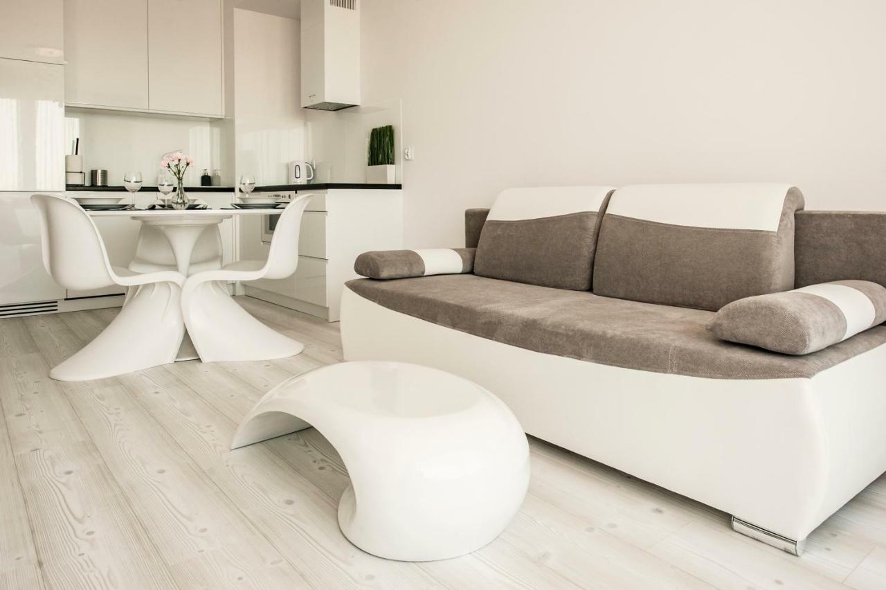 Unique 3City Apartments - Ufo Apartment Гданск Екстериор снимка
