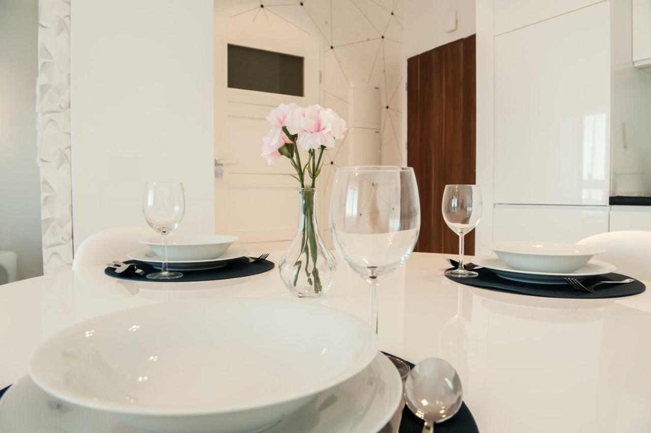 Unique 3City Apartments - Ufo Apartment Гданск Екстериор снимка